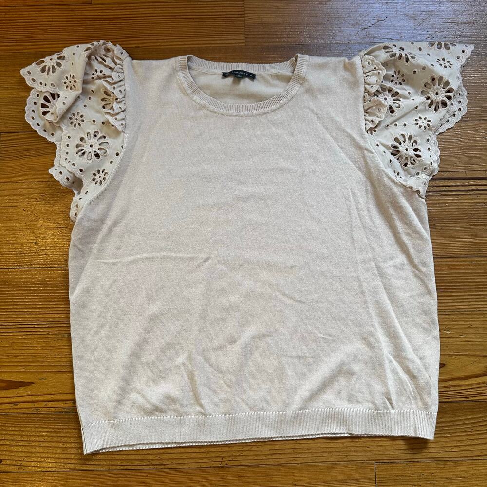 Adrianna Papell beige eyelet flutter ruffle short sleeve knit shirt SIZE XL‎